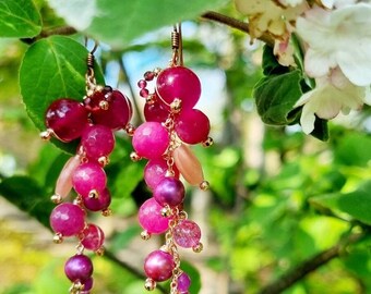 Magenta cluster earrings (light)