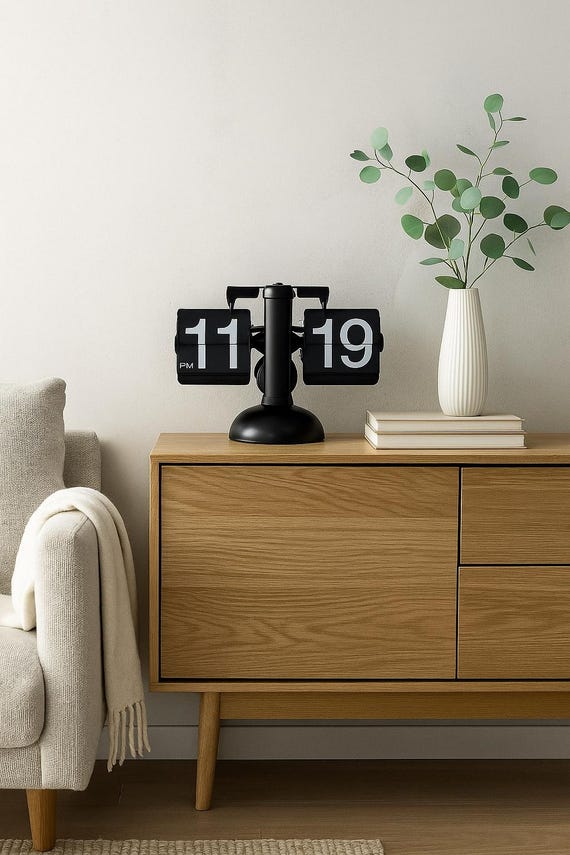 Retro Flip Clock / Horloge à Rabat – Vintage Flap Clock – Modern Metal Desk Clock, Minimalist Home Decor Gift, Flip Clock Black or White