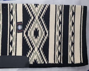 Handmade New Zealand Wool Western Saddle Blanket: Ranch Show Pad