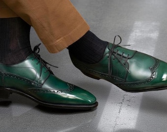 Handgemaakte smaragdgroene Oxford-schoenen met vleugeltip