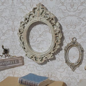 1:12 Scale Rococo Oval Picture Frames, Ornate Baroque Dollhouse Gallery Wall Decor