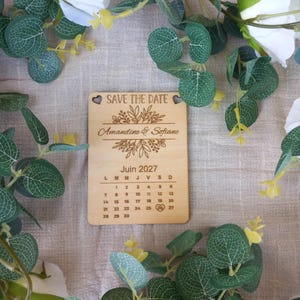 Imán de madera personalizado para anunciar la fecha de la boda – Calendario grabado con nombre y fecha – Anuncio de boda original – Madera de tilo con certificación FSC imagen 4