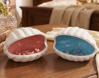 Organizador de joyas personalizado con forma de concha marina: regalo ideal para mamá, anillo decorativo blanco perla, bandeja organizadora de tocador con diseño costero, soporte para collares.