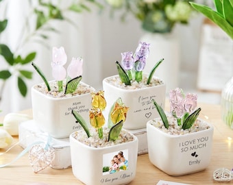 Mothers Day Personalized Glass Tulip Flower Pot,Hand Blown Everlasting Tulips,Mini Glass Flower Bouquet,Cute Desk Accessories,Window Decor