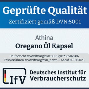 Puede incluir: Una etiqueta de producto rectangular blanca y azul con texto en alem&aacute;n. La etiqueta incluye las palabras "Gepr&uuml;fte Qualit&auml;t" y "Oregano &Ouml;l Kapsel". La etiqueta tambi&eacute;n presenta el logotipo del "Deutsches Institut f&uuml;r Verbraucherschutz".