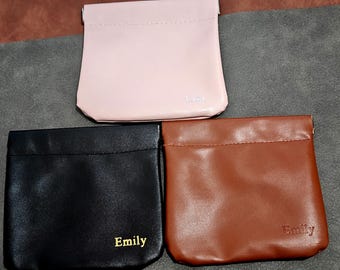 Gepersonaliseerde portemonnee, gepersonaliseerde naam draagbare munttas met ritssluiting, mini leren make-uptas, kleine make-uptas, make-uptas voor reizen
