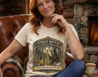 Camiseta de bruja estilo cottagecore, camiseta de bruja del bosque para mujer, camiseta de bruja de la naturaleza, camiseta de estética brujista, camiseta rústica de hidromiel de flores silvestres