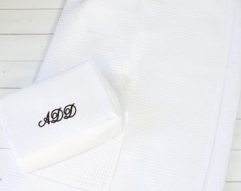 Monogrammed Towel Wrap and Matching Makeup Bag - Monogram Spa Wrap - Graduation Gift for Her - Mom - Sister - Girlfriend