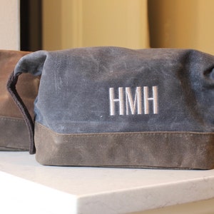 Personalized Dopp Kit - Men&#39;s Toiletry Bag - Waxed Canvas Bag - Graduation Gift