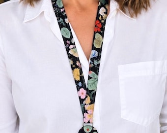 Rifle Paper Floral Breakaway Lanyard With Retractable Badge Reel