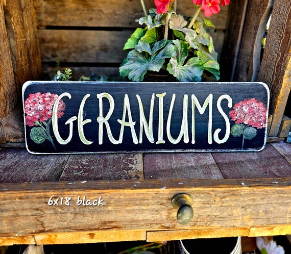 geraniums wood sign,rustic custom sign,outdoor garden decor,the birdhouse of orange,garden gift,personalized wood sign,birthday gift for her