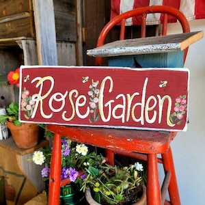 rose garden sign,painted garden gift,custom wooden sign,outdoor garden decor,garden sign personalized,gift for mom,mothers day gift,roses