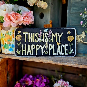 This is my happy place,custom wood sign,personalized wood sign,garden gift,outdoor wood sign,handpainted sign,gift for her,wooden garden art