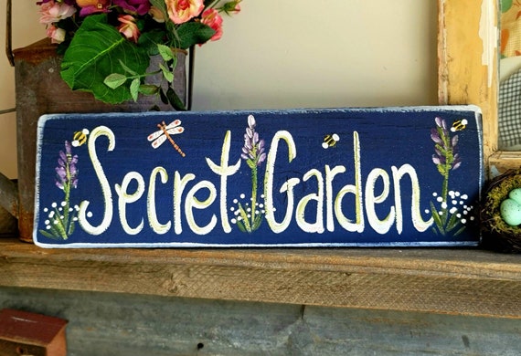 Secret garden sign,custom wood sign,primitive wood sign,garden gift,outdoor patio,handpainted sign,gift for her,fairy garden,kid's garden