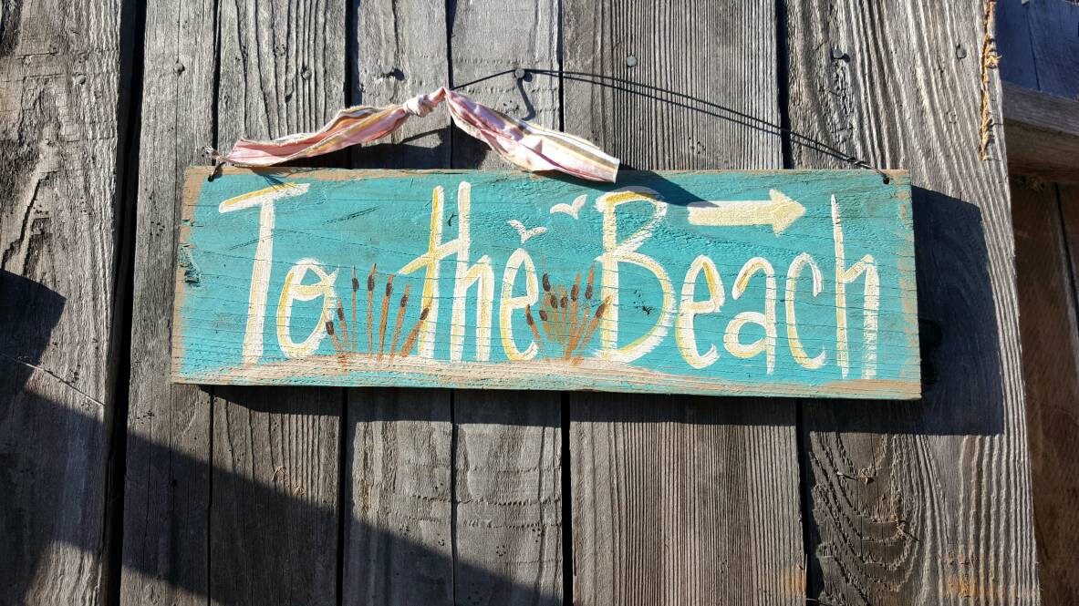To the beach sign,outdoor beach sign,rustic beach decor