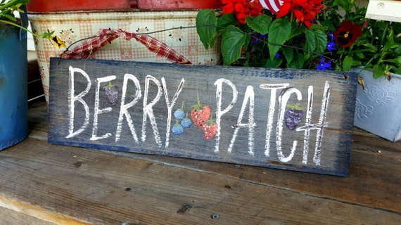 berry patch sign,custom wood sign outdoor,custom wood sign,outdoor decor,handpainted sign,garden sign outdoors,garden sign personalized