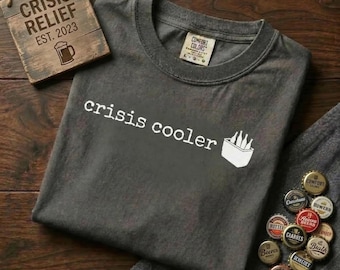 Koszulka Crisis Cooler | Zabawny prezent dla kierownika projektu | Koszulka z humorem w pracy | Bluzka biurowa Comfort Colors | Prezent dla kierownika zespołu | Docenianie kierownika projektu | USA