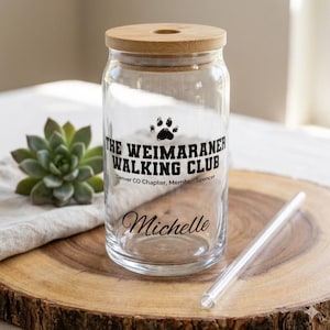 Personalisierte Glasdosenbecher | Walking Club Eiskaffee | Benutzerdefinierte Rasse Geschenk | Hunde Mama Becher | Bambusdeckel Stroh | Stadtkapitel | 16 Unzen