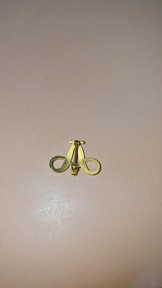 Avon Representative "A" Pin - image 2