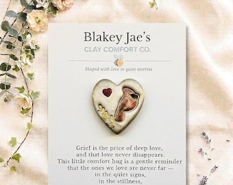 Recuerdo de bolsillo hecho a mano para el duelo/recuerdo. Un abrazo reconfortante.