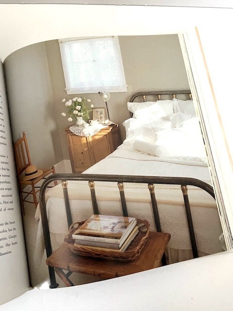 VTG Book--victoria at Home With White--decorating With White