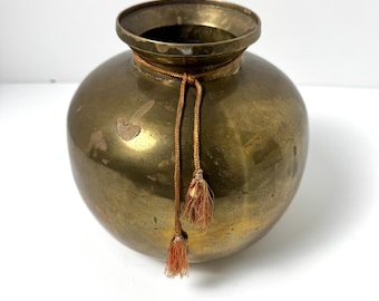 VTG BRASS Vase--Round Brass Vase