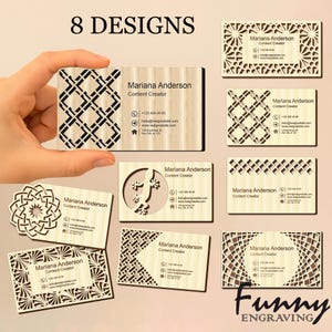 Puede incluir: Una mano sosteniendo una tarjeta de visita de madera con un diseño geométrico negro. La tarjeta es de color marrón claro con el nombre "Mariana Anderson, Content Creator" y la información de contacto. Se muestran ocho diseños diferentes de tarjetas de visita, con el texto "8 DESIGNS" en la parte superior.