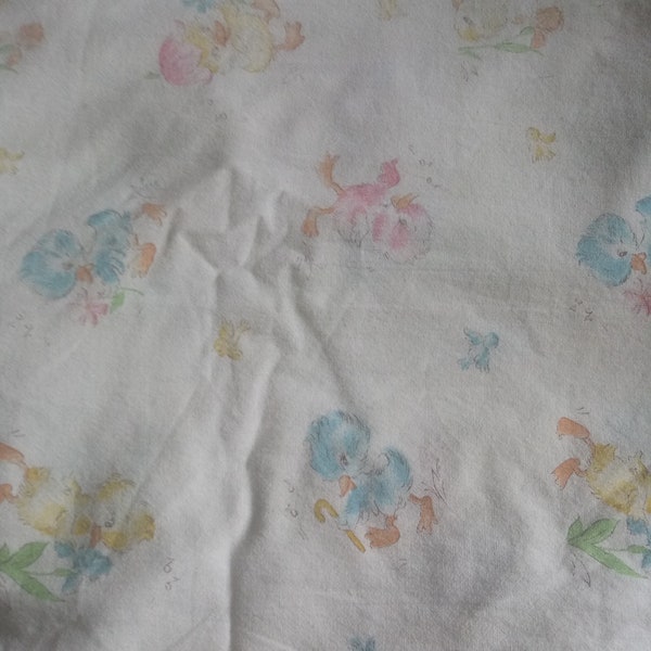 Vintage crib sheet Ducklings Flowers