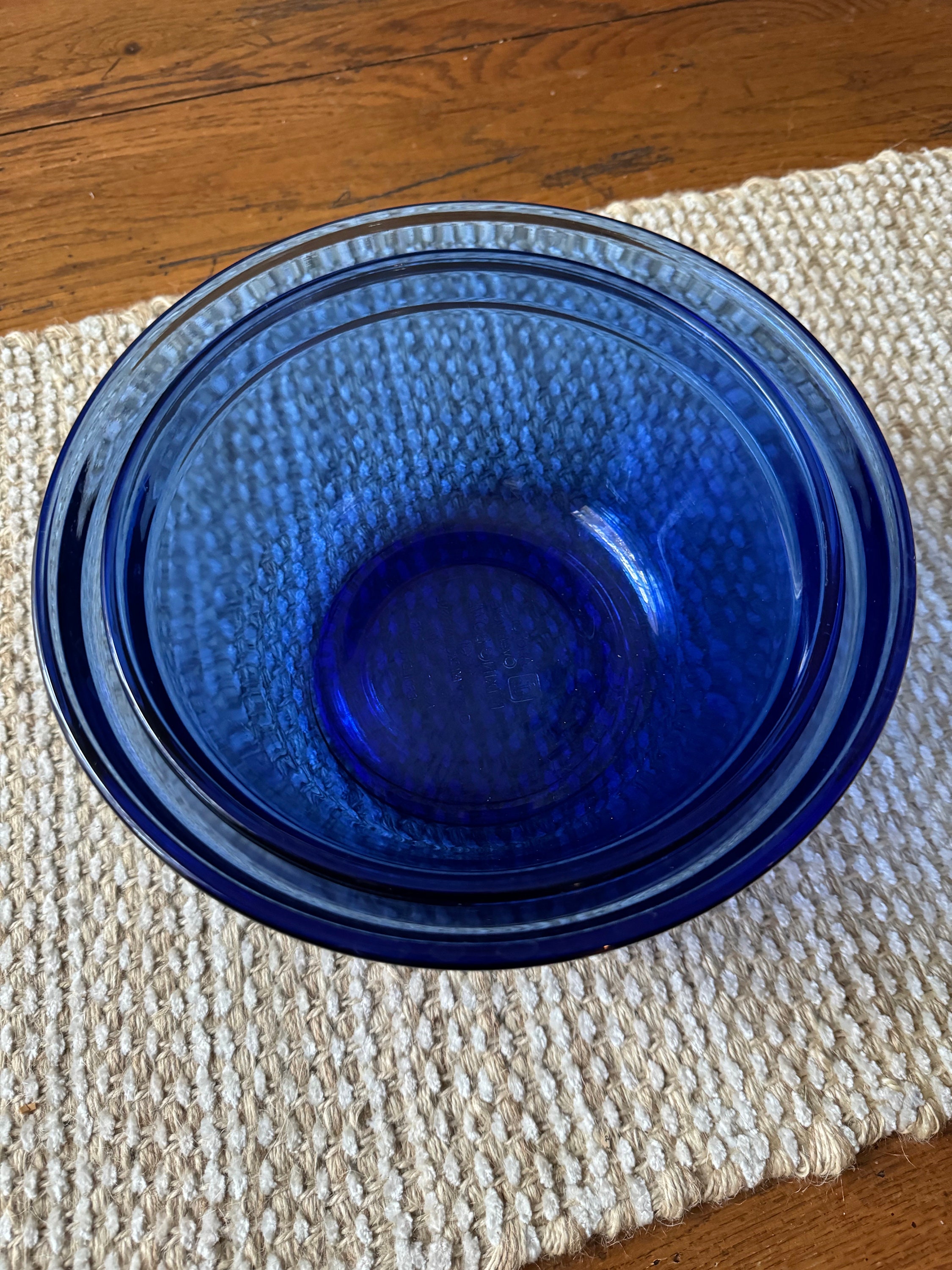 Vintage Anchor Hocking Cobalt Blue Mixing Bowl Set (2.5qt & 1.5qt