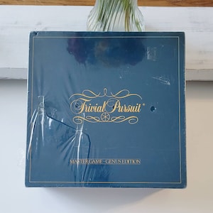 Vintage Trivial Pursuit Mastergame Genus Edition - 1981 Board Game