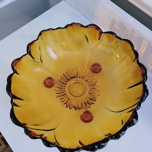 Petals Amber By Colony Sunflower Bowl Fall Glass Compote Vintage Footed Serving Bowl Vintage Glass Amber Glass Home Decor Amber Fruit Bowl