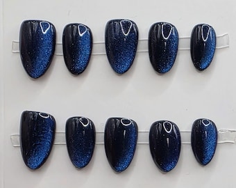 Zestaw do zdobienia paznokci metodą press-on w kolorze niebiesko-czarnym z motywem kociego oka, ręcznie robiony, wielokrotnego użytku, kompletny zestaw, błyszczący, piękny, personalizowany.