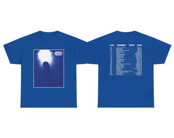 Djo Summer Tour 2026 (fronte e retro). Unisex, cotone pesante / Gildan 5000