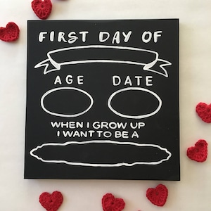 Back to School Photo Prop, Back to School Reuseable Chalkboard, Personalized School Chalkboard Sign, Any Grade Sign 1st Day of School