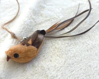 Feathered Bird Cat Wand Toy, Jute String, Natural Wood