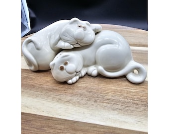 Vintage Fitz & Floyd Cat Nap Nesting Cats Pair Of Salt  Pepper Shakers
