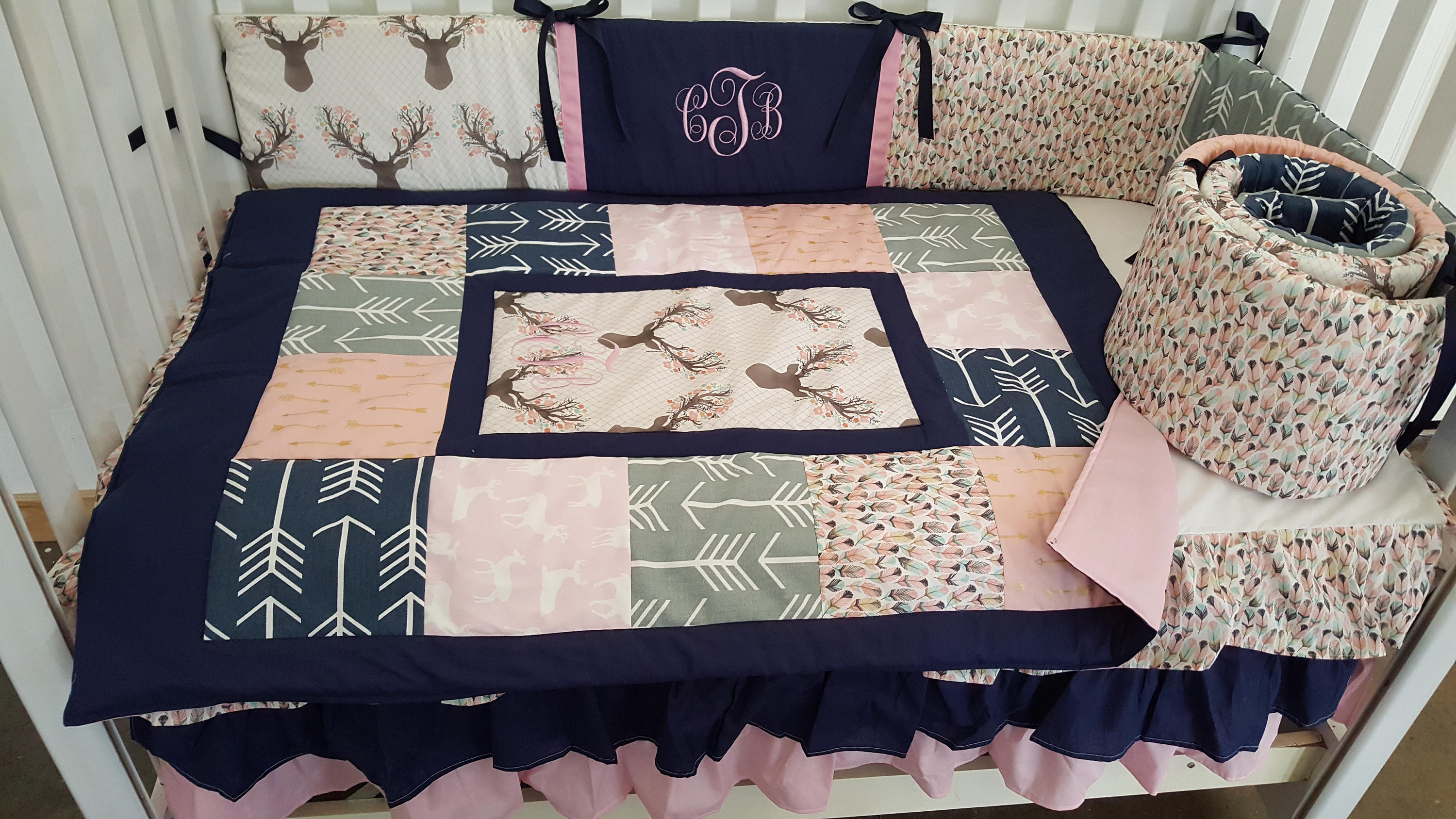 Woodsy crib cheap bedding