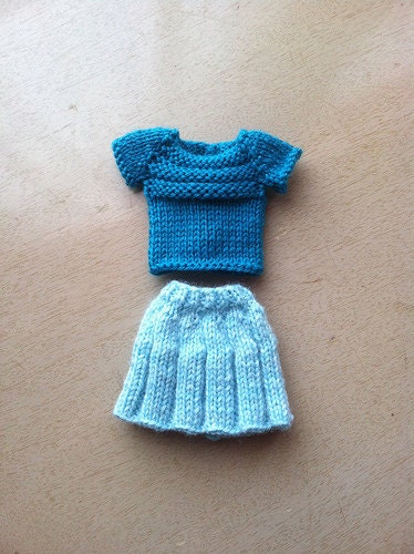 Knitting Pattern-scoop Sweater and Skirt for Blythe - Etsy
