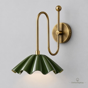 Vintage Brass Scalloped Shade Wall Sconce | Mid Century Modern Wall Light | Ruffle Shade Bathroom Vanity Light | Brass Wall Lamp