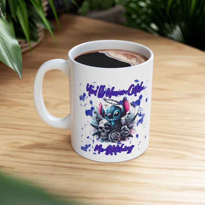 Taza de cerámica de Stitch, regalo para fans de Disney, taza para niños imagen 6