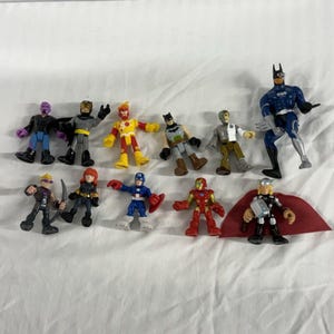 Marvel DC Superhero Figure Lot Batman Thor Iron Man Captain America, VTG Batman image 2