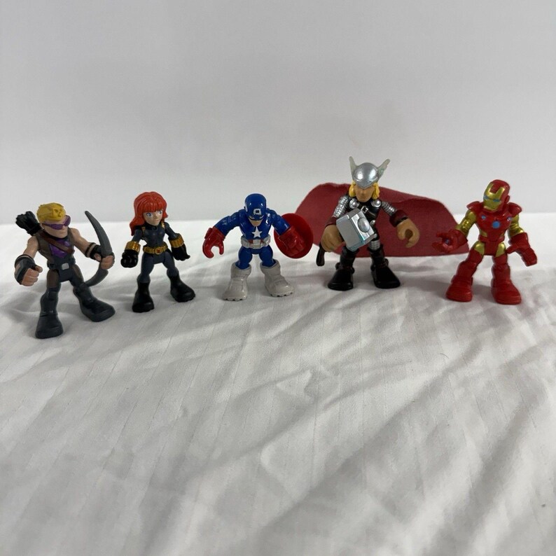 Marvel DC Superhero Figure Lot Batman Thor Iron Man Captain America, VTG Batman image 7