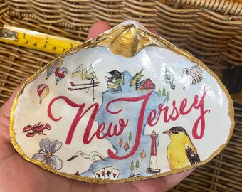 Handcrafted Decoupage Shells - Unique Coastal Decor