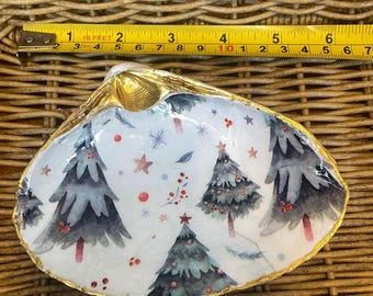 Handcrafted Decoupage Shells - Unique Coastal Decor