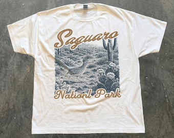 Camiseta del Parque Nacional Saguaro, Camiseta de colores cómodos con estampado de cactus del desierto de Arizona, Camiseta Roadrunner Wildlife, Regalo de viaje para senderismo en Tucson