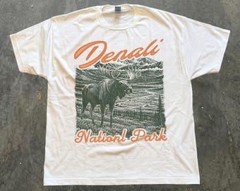 Camiseta del Parque Nacional Denali, camiseta de montaña de Alaska, camiseta Comfort Colors Wildlife Nature, regalo para excursiones, camiseta de recuerdo de viaje