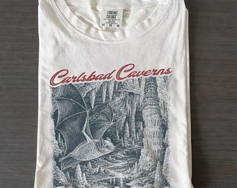 Camiseta de las Cavernas de Carlsbad, Camiseta de las cuevas de Nuevo México, Camiseta Comfort Colors de parques nacionales, Regalo para excursiones a cuevas, Camiseta de naturaleza para viajeros
