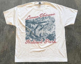 Camiseta del Parque Nacional Volcánico Lassen, Camiseta California Volcano Comfort Colors, Camiseta Vintage de Vida Silvestre de Montaña, Regalo para Senderismo Geotérmico