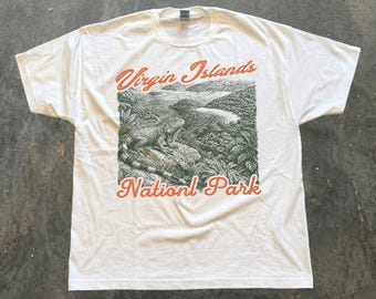 Camiseta del Parque Nacional de las Islas Vírgenes, Camiseta con Colores Cómodos de las Islas del Caribe, Camiseta con Iguana de Playa Tropical, Regalo para Viajes y Vacaciones en el Océano