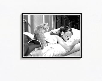 Audrey Hepburn Schwarz Weiß Vintage Druck, Geschenk Katzenliebhaber (Digitaler Download)